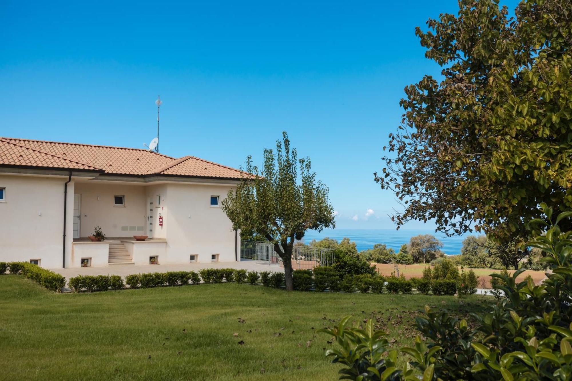 Villa Eirene Ricadi Exterior foto